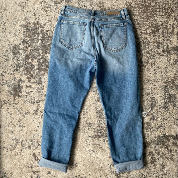 CELLO Distressed Jeans (Juniors) - Picture 5 of 8